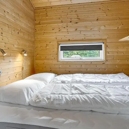 1 Bedroom Beautiful In 펜션